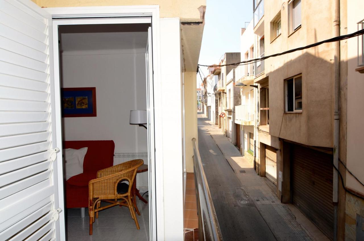 Enric Serra 54 L' Escala Exterior foto