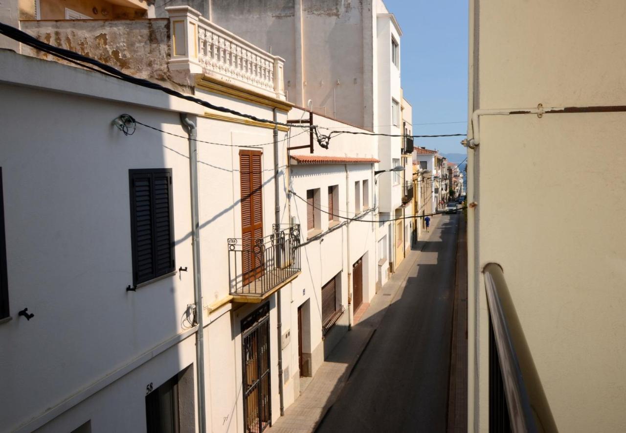 Enric Serra 54 L' Escala Exterior foto
